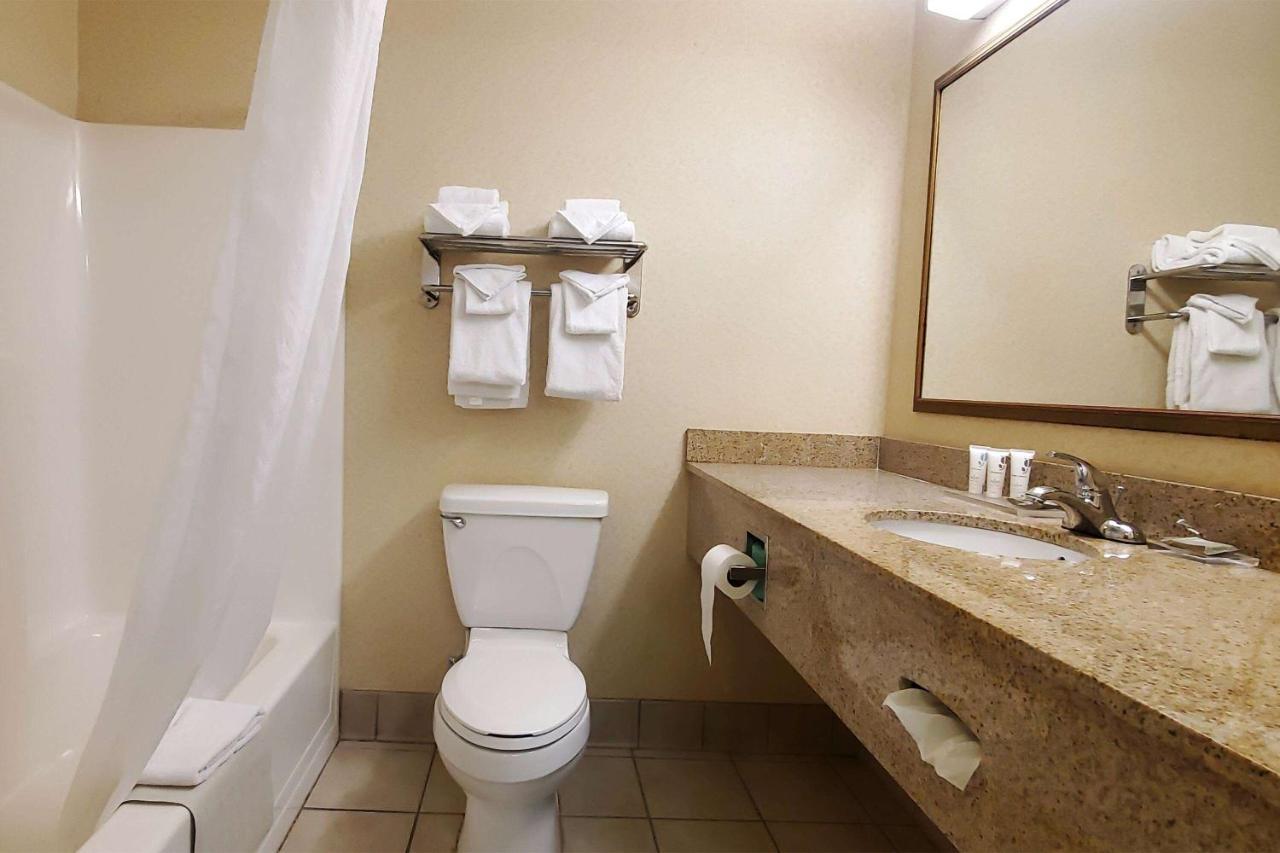 Wingate By Wyndham Youngstown - Austintown מראה חיצוני תמונה